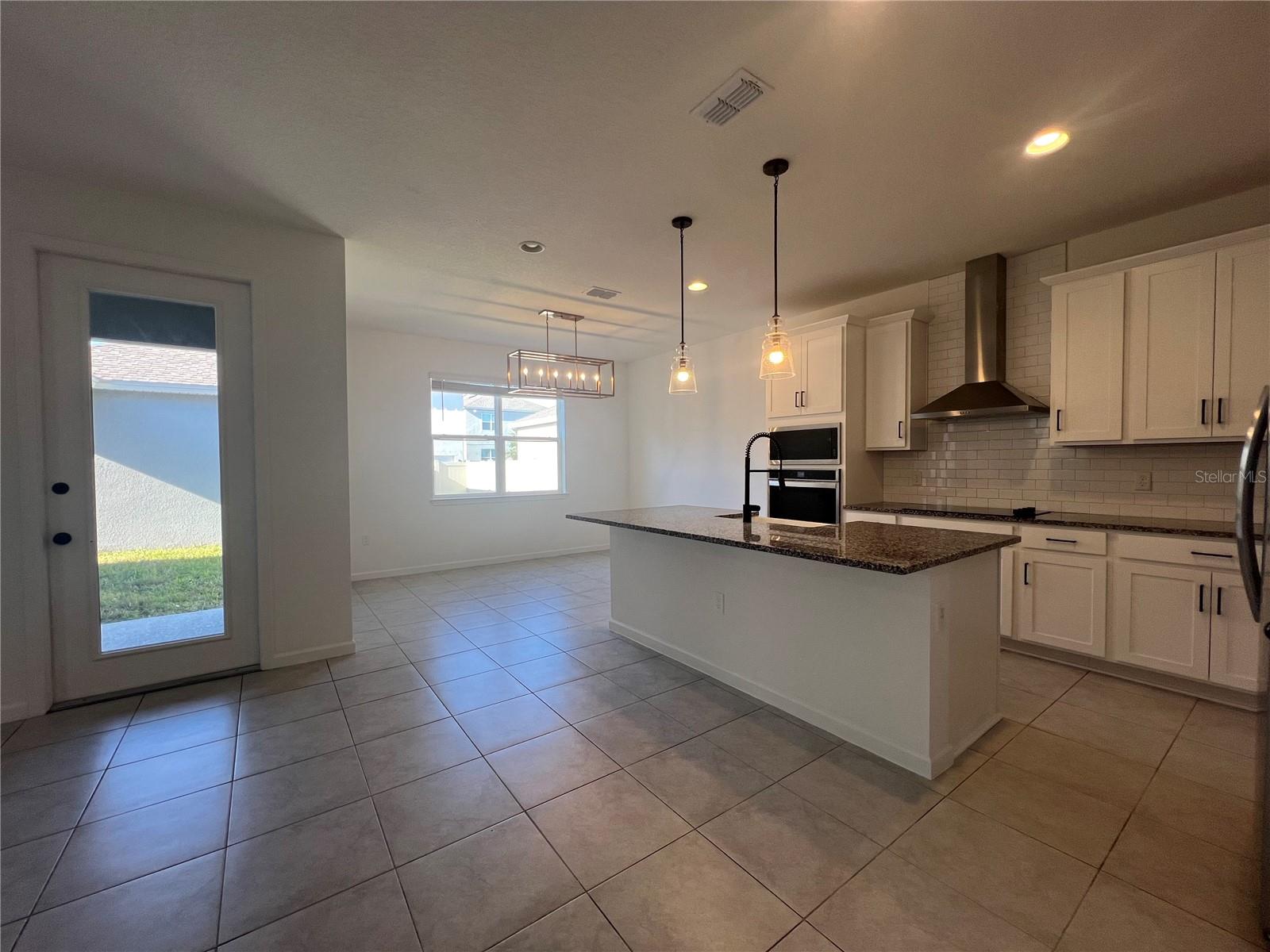 Image 4 of 14 For 5304 Lake Virginia Street