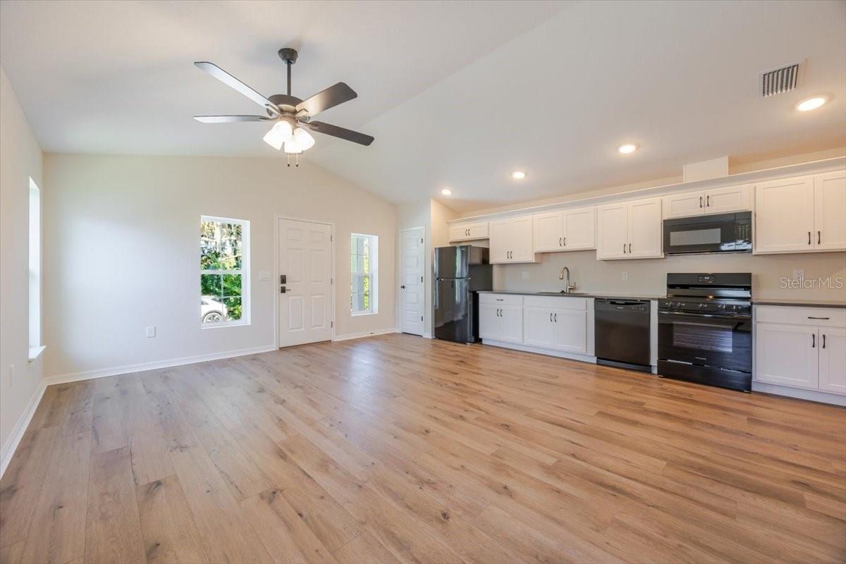 Image 10 of 26 For 1162 Fairway Drive