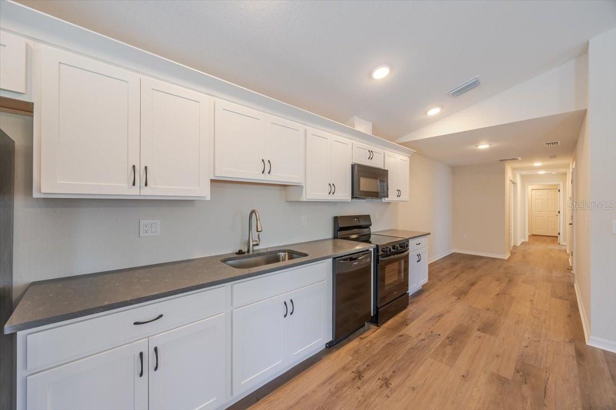 Image 11 of 26 For 1162 Fairway Drive