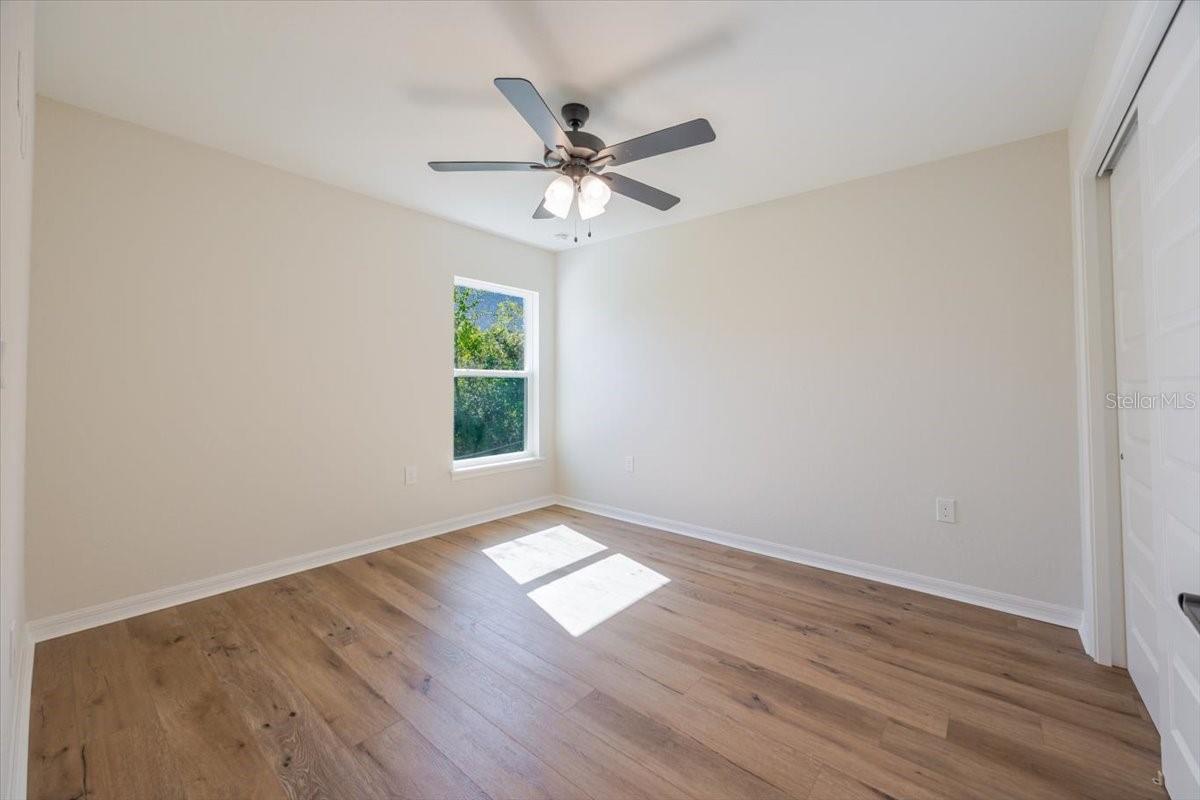 Image 19 of 26 For 1162 Fairway Drive