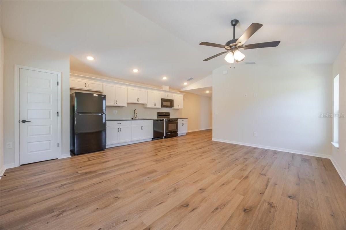 Image 7 of 26 For 1162 Fairway Drive