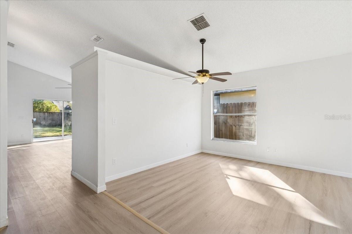 Image 11 of 50 For 1860 Greenbrook Court