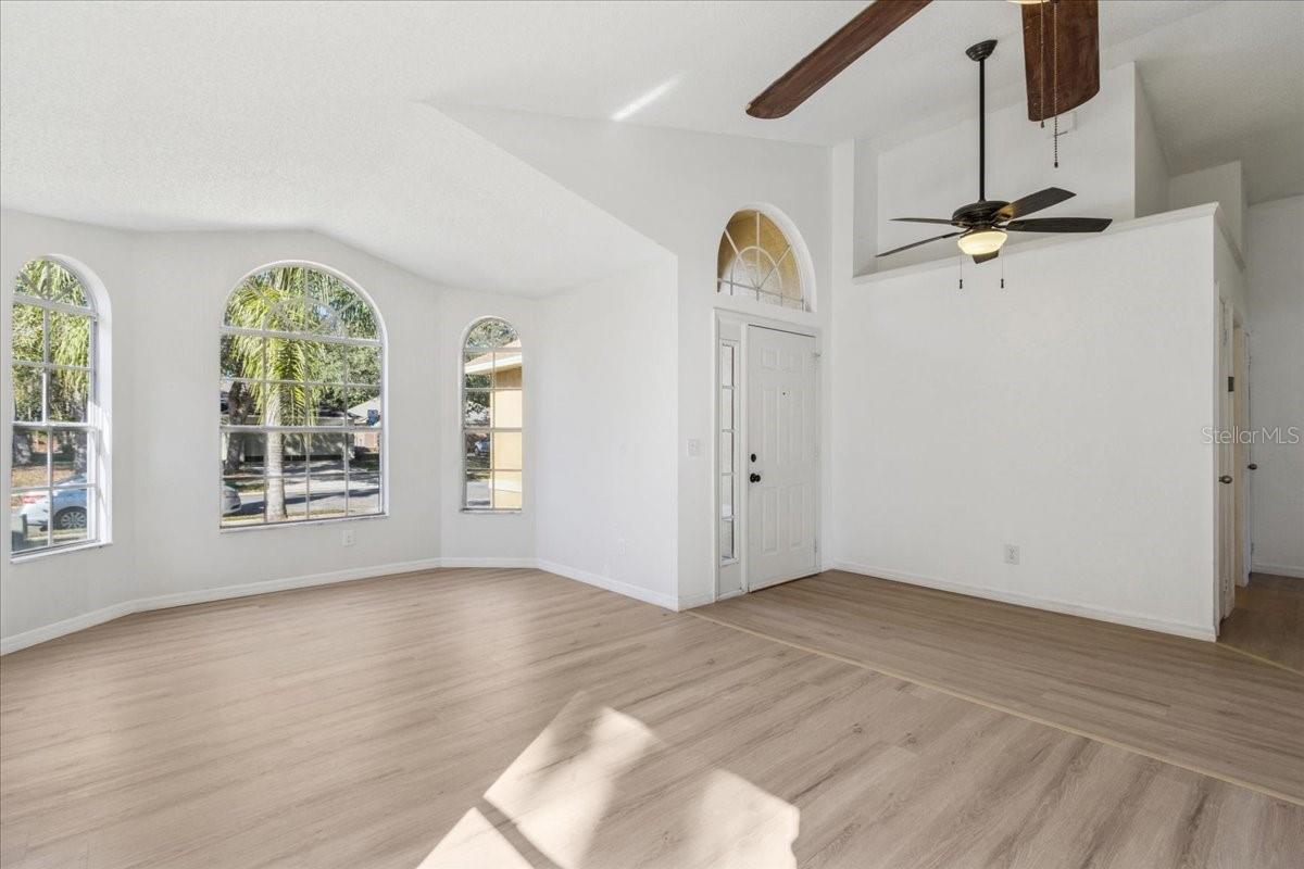 Image 14 of 50 For 1860 Greenbrook Court