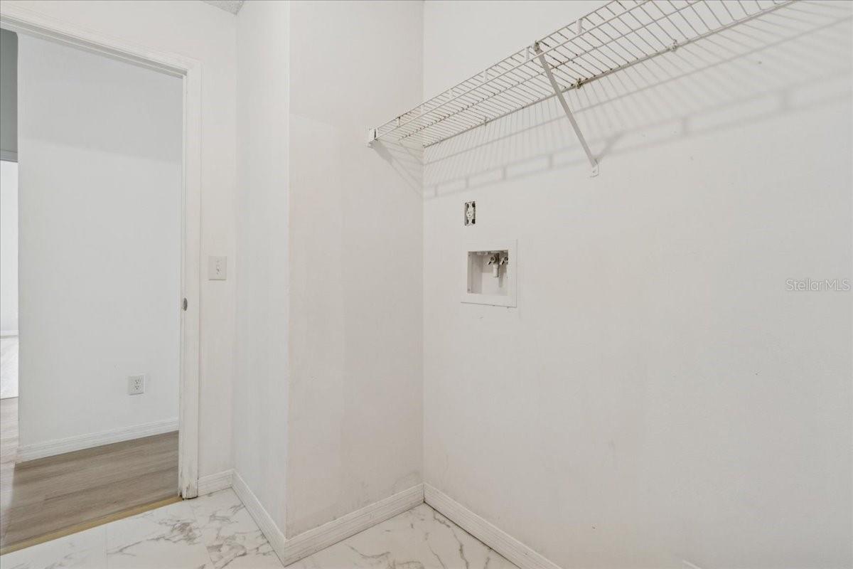 Image 32 of 50 For 1860 Greenbrook Court