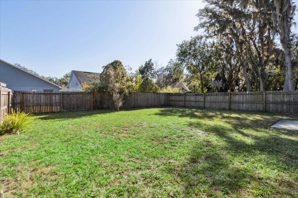 Image 36 of 50 For 1860 Greenbrook Court