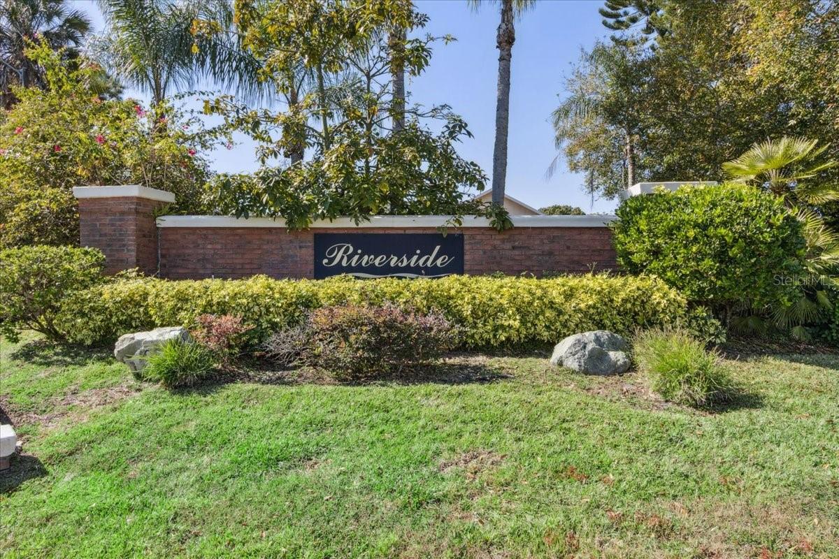 Image 38 of 50 For 1860 Greenbrook Court