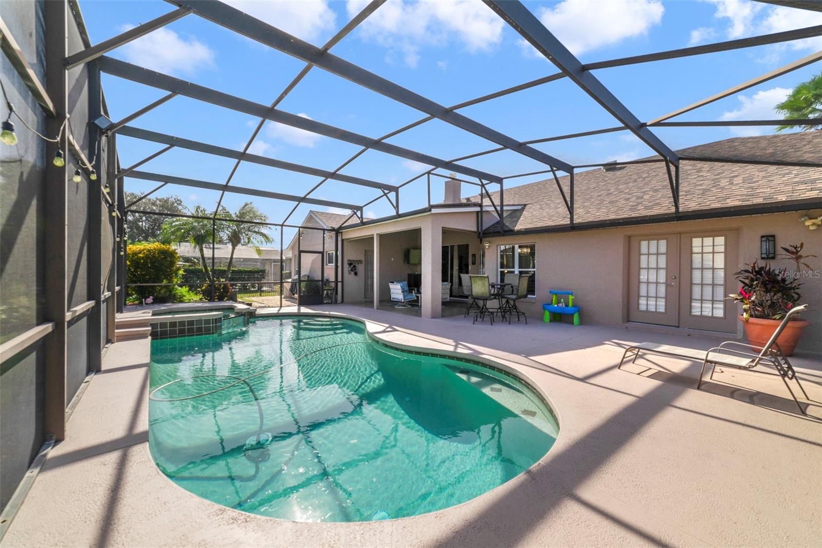 Image 19 of 30 For 14301 Roxshire Drive