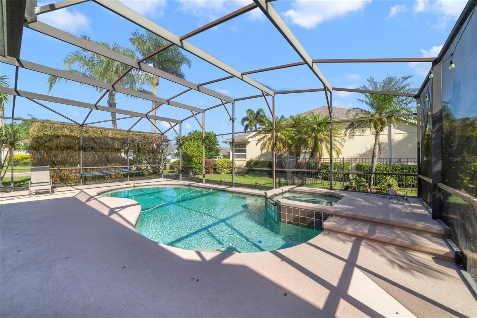 Image 20 of 30 For 14301 Roxshire Drive