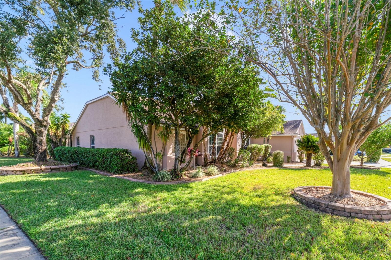 Image 22 of 30 For 14301 Roxshire Drive