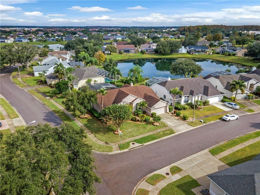 Image 23 of 30 For 14301 Roxshire Drive