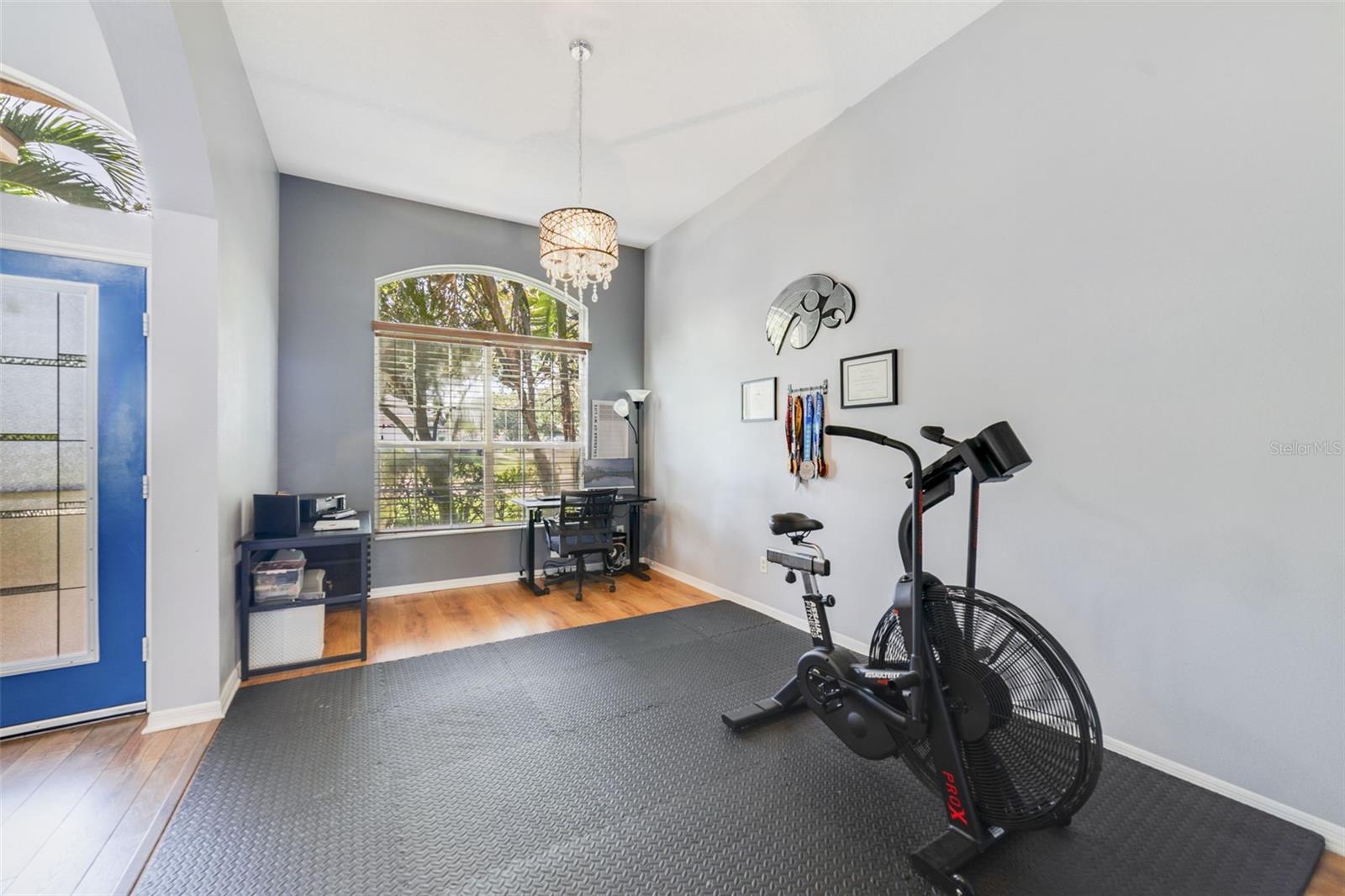 Image 9 of 30 For 14301 Roxshire Drive