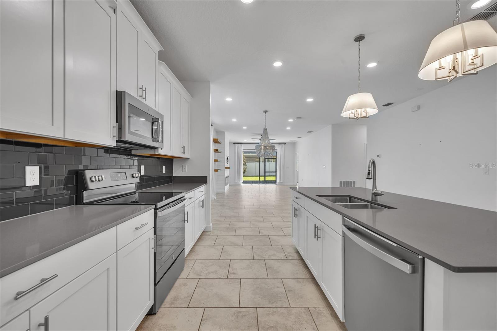 Image 11 of 33 For 1448 Rushing Rapids Way