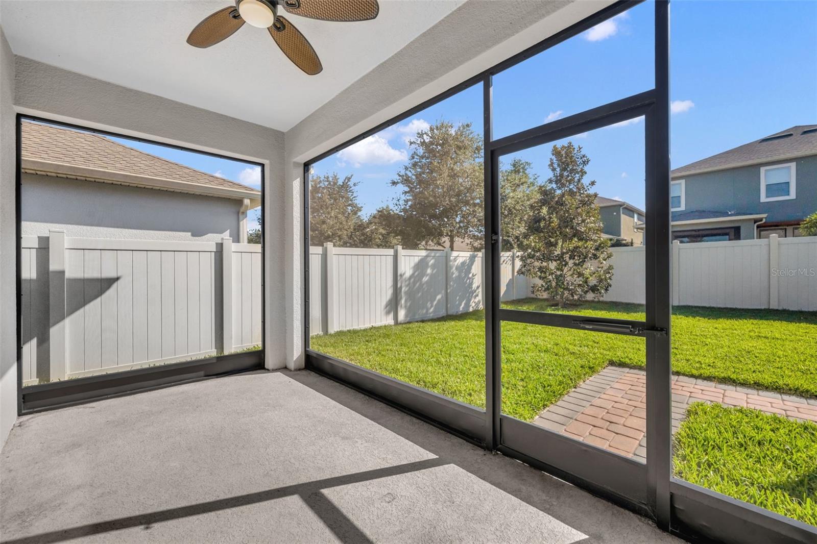 Image 24 of 33 For 1448 Rushing Rapids Way