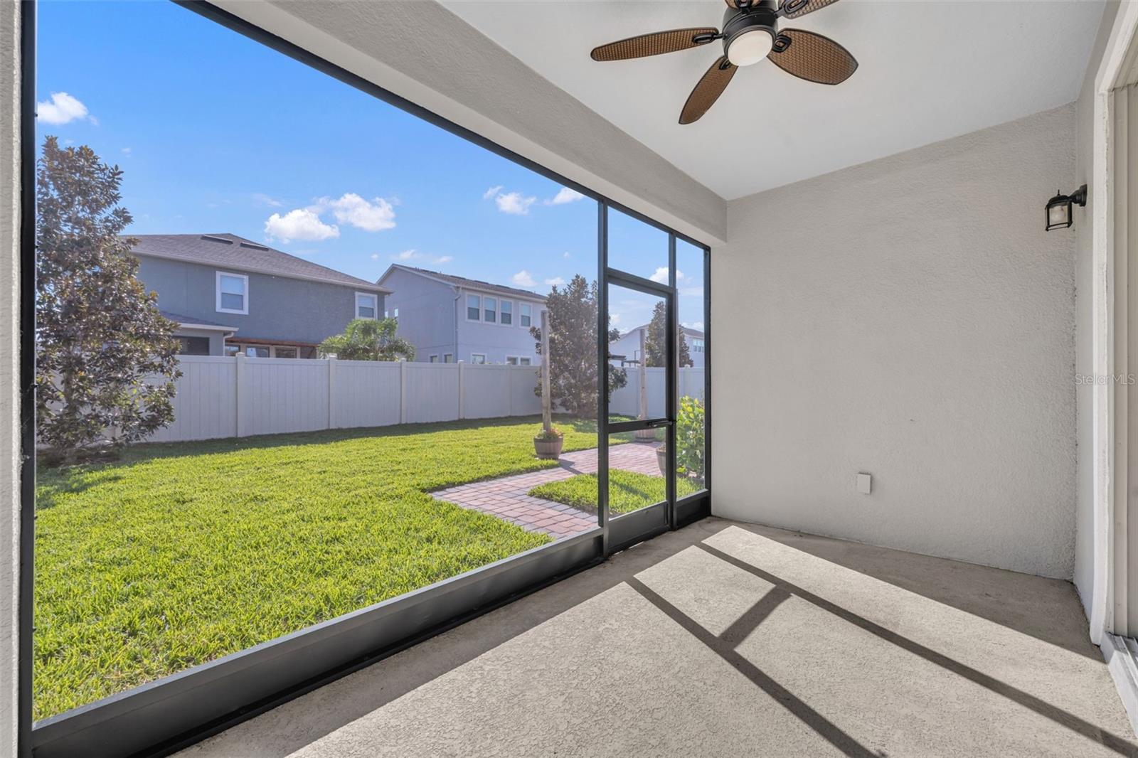 Image 25 of 33 For 1448 Rushing Rapids Way