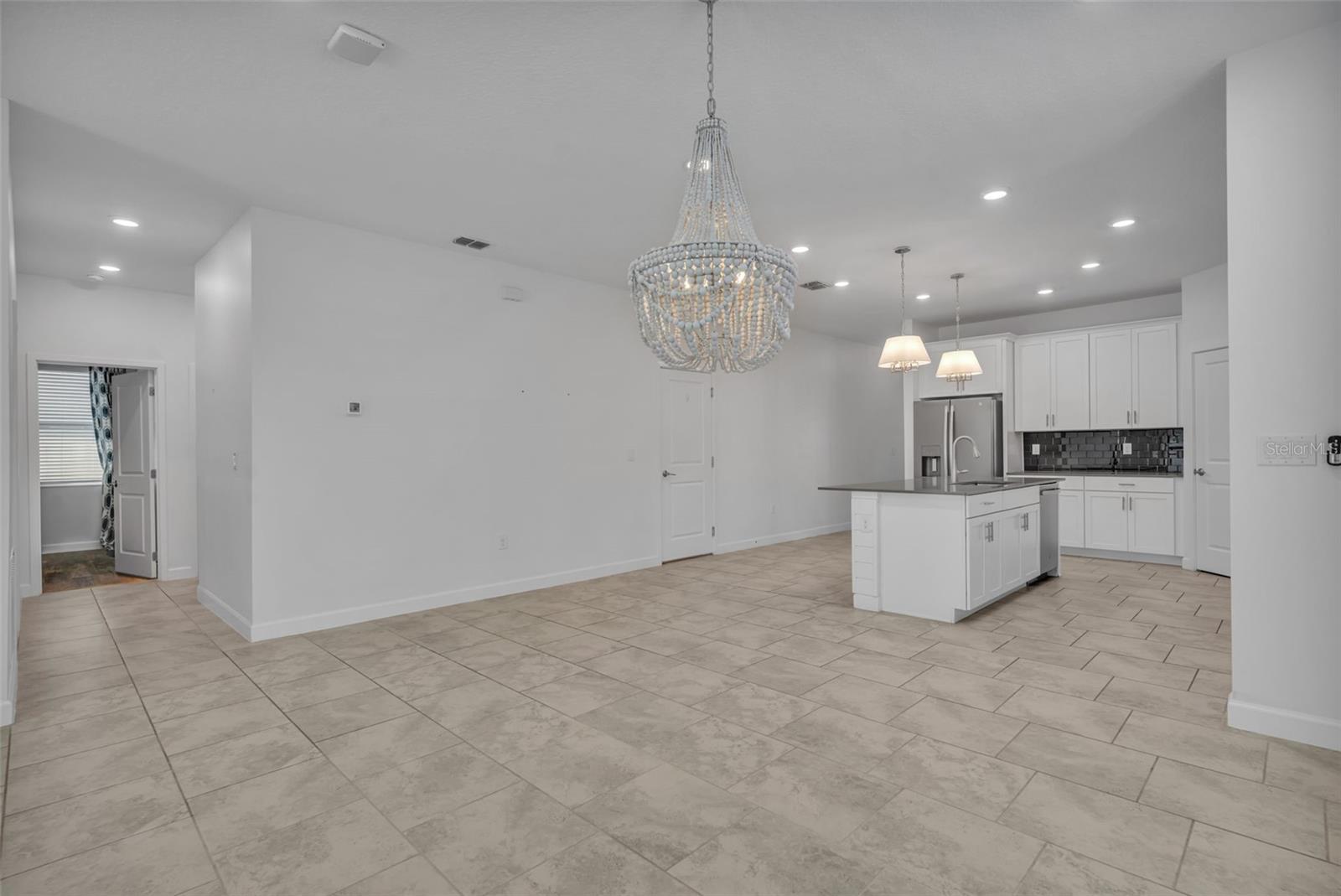 Image 5 of 33 For 1448 Rushing Rapids Way