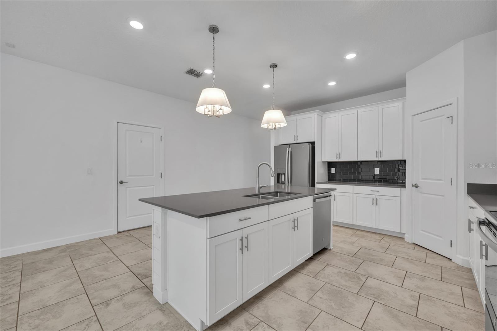 Image 9 of 33 For 1448 Rushing Rapids Way