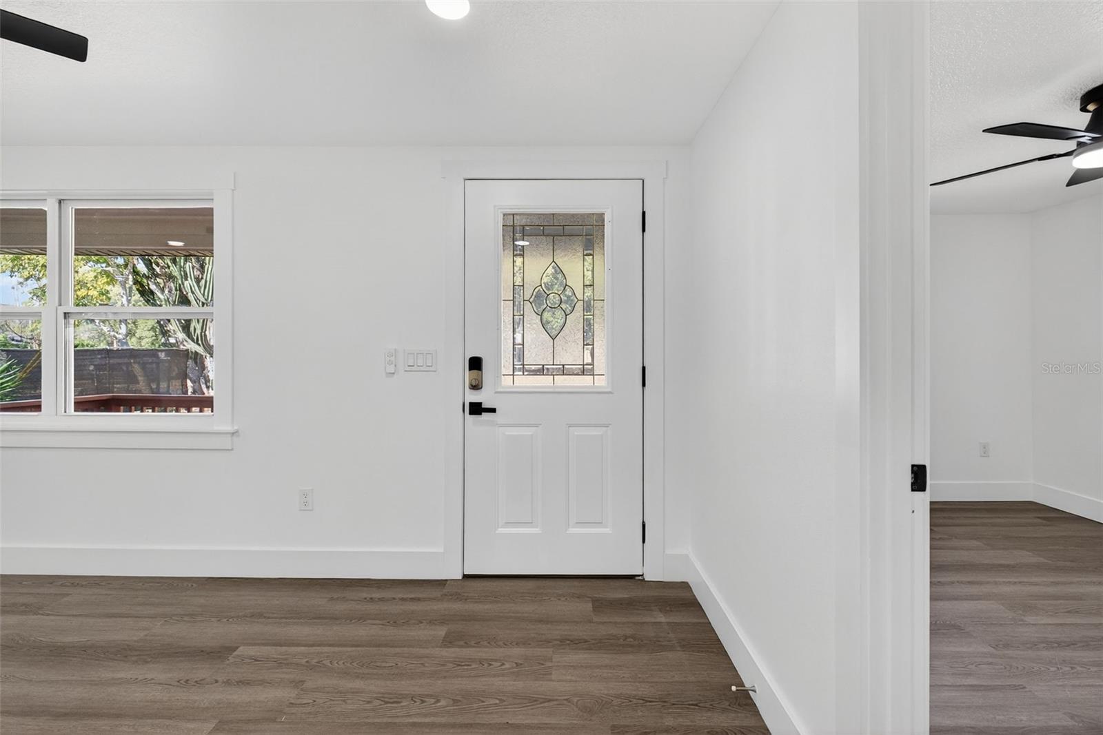 Image 11 of 83 For 2409 Garbelia Avenue