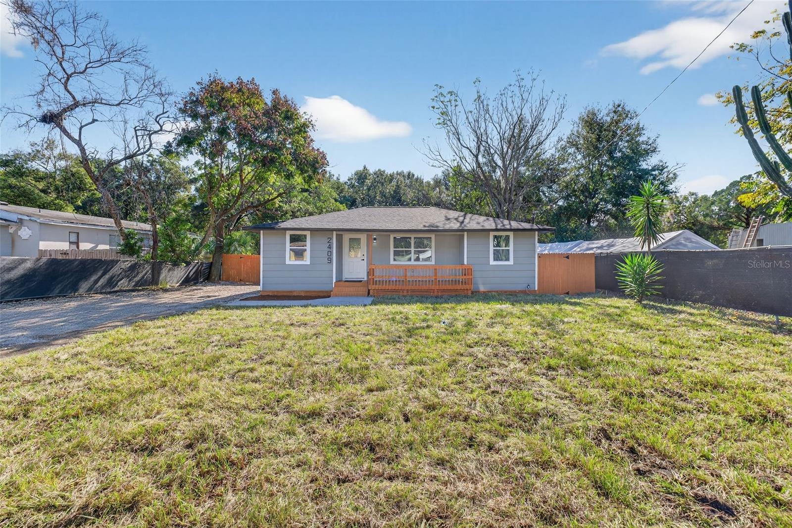 Image 5 of 83 For 2409 Garbelia Avenue