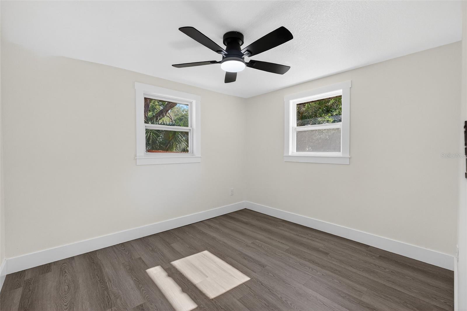 Image 51 of 83 For 2409 Garbelia Avenue