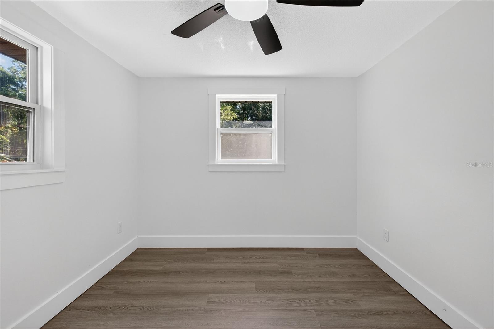 Image 53 of 83 For 2409 Garbelia Avenue