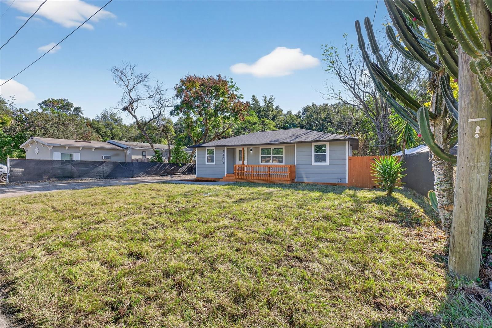 Image 6 of 83 For 2409 Garbelia Avenue