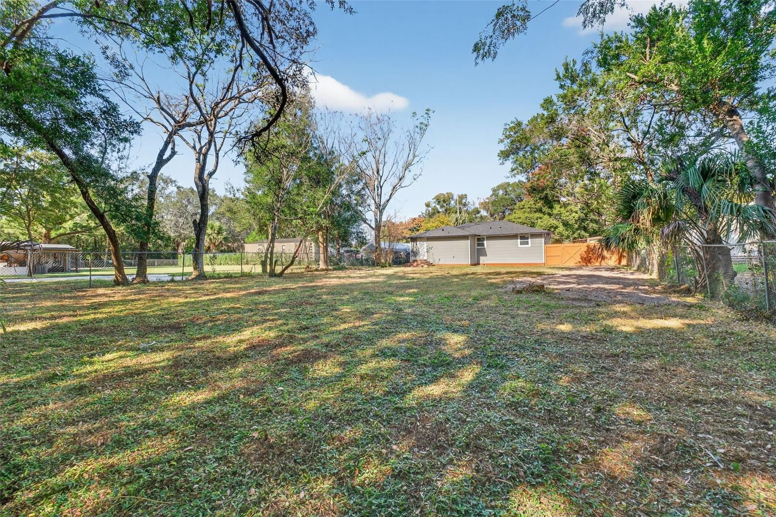 Image 62 of 83 For 2409 Garbelia Avenue