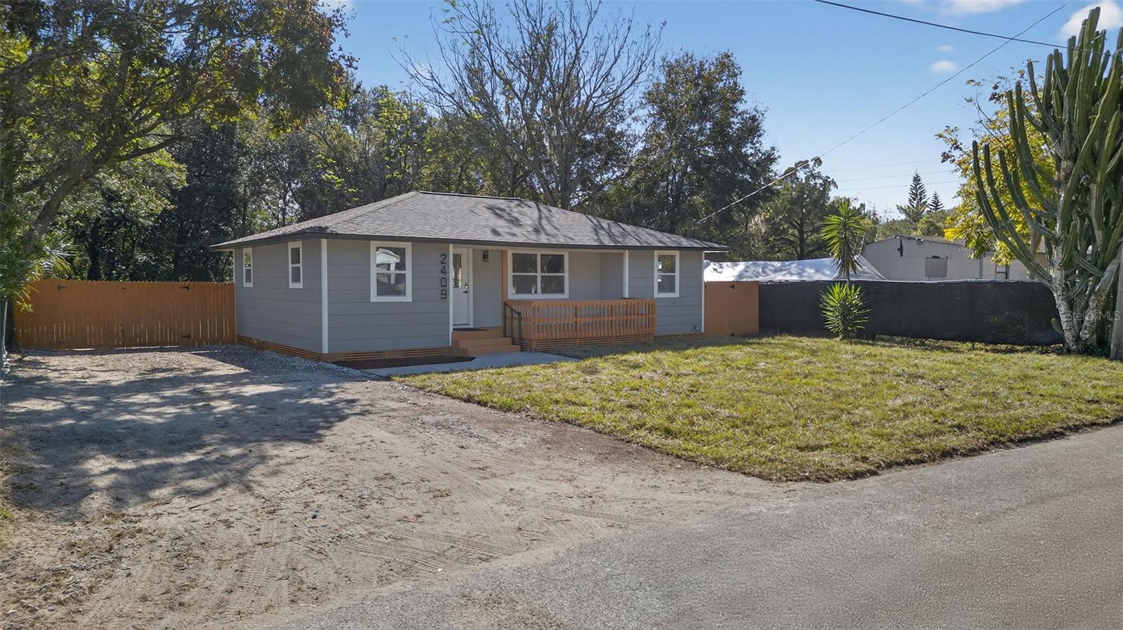 Image 79 of 83 For 2409 Garbelia Avenue