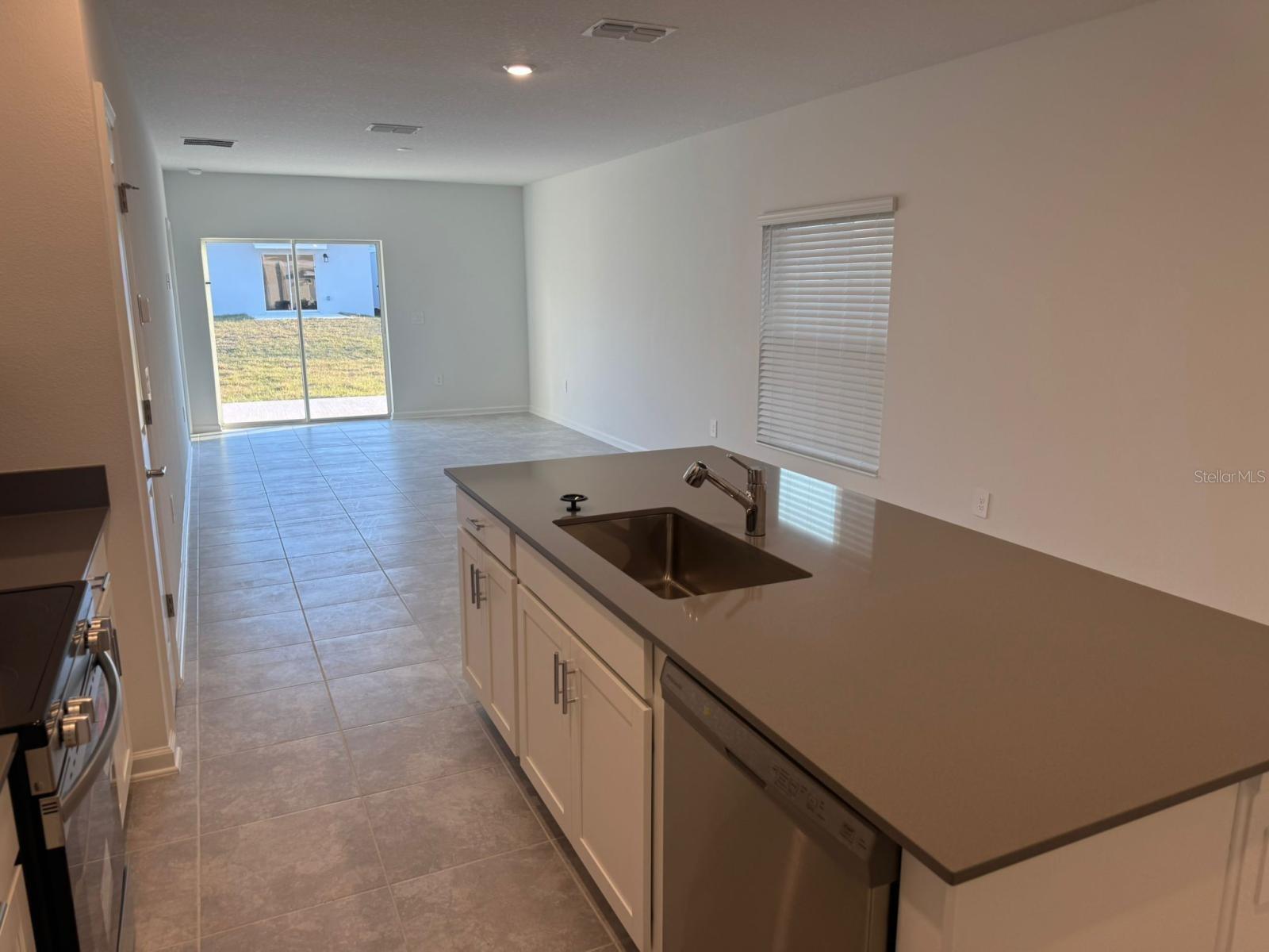 Image 2 of 17 For 2761 Armstrong Avenue