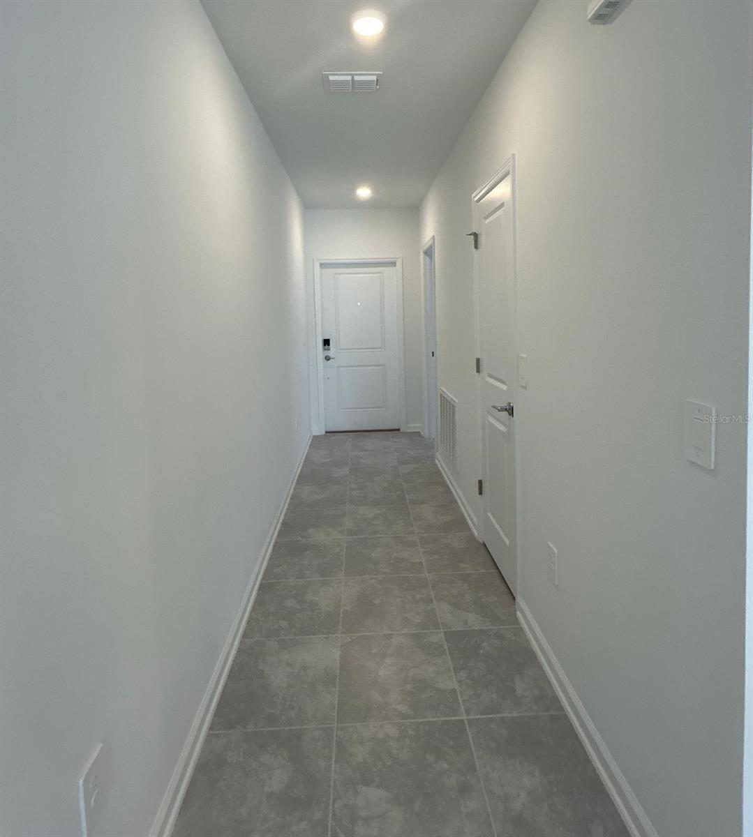 Image 3 of 17 For 2761 Armstrong Avenue