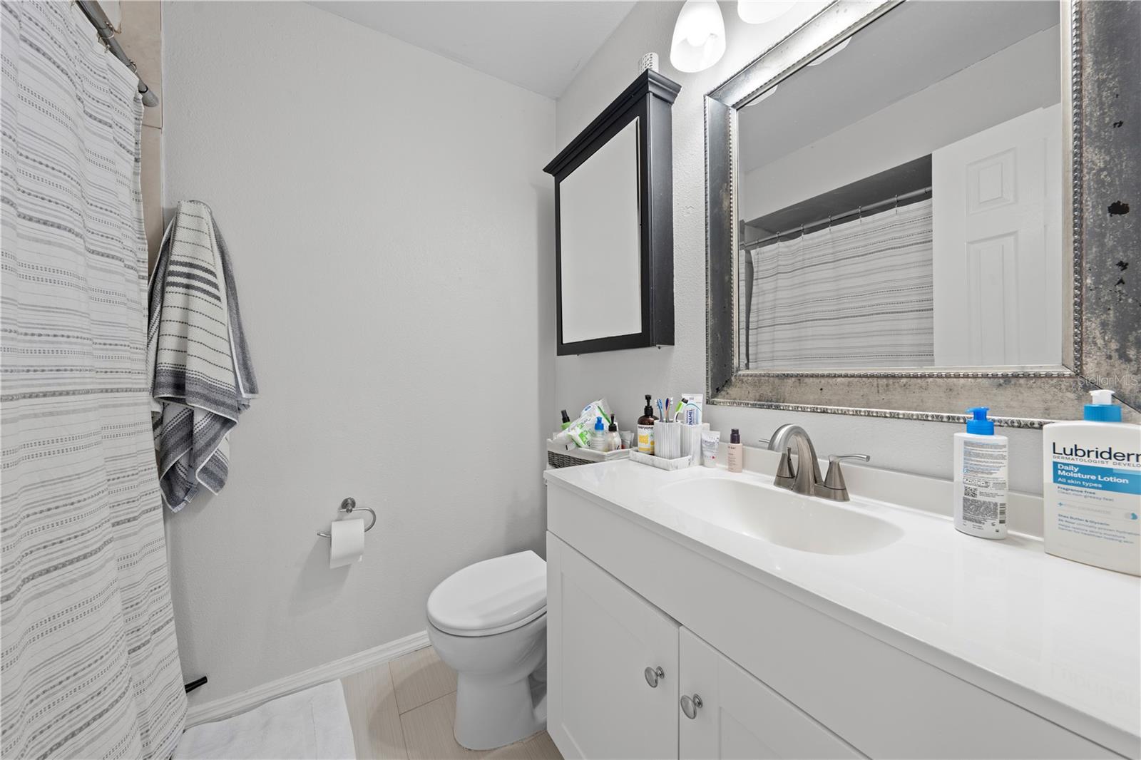 Image 17 of 47 For 8 Wood Street