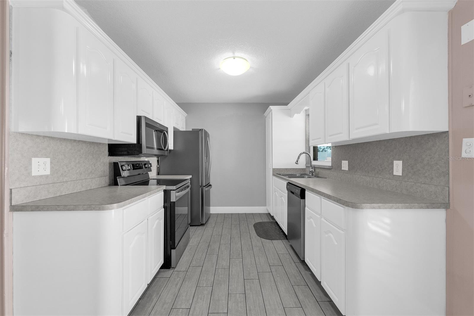 Image 10 of 29 For 2342 Virginia Drive