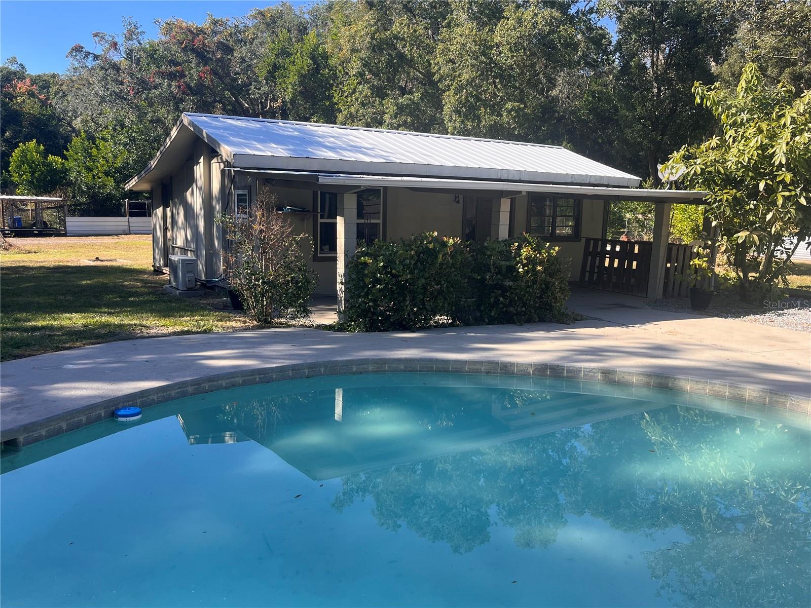 Image 23 of 27 For 230 Center Street