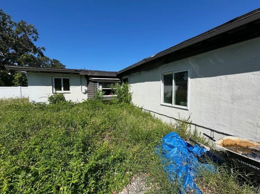 Image 5 of 7 For 7066 54th Avenue N