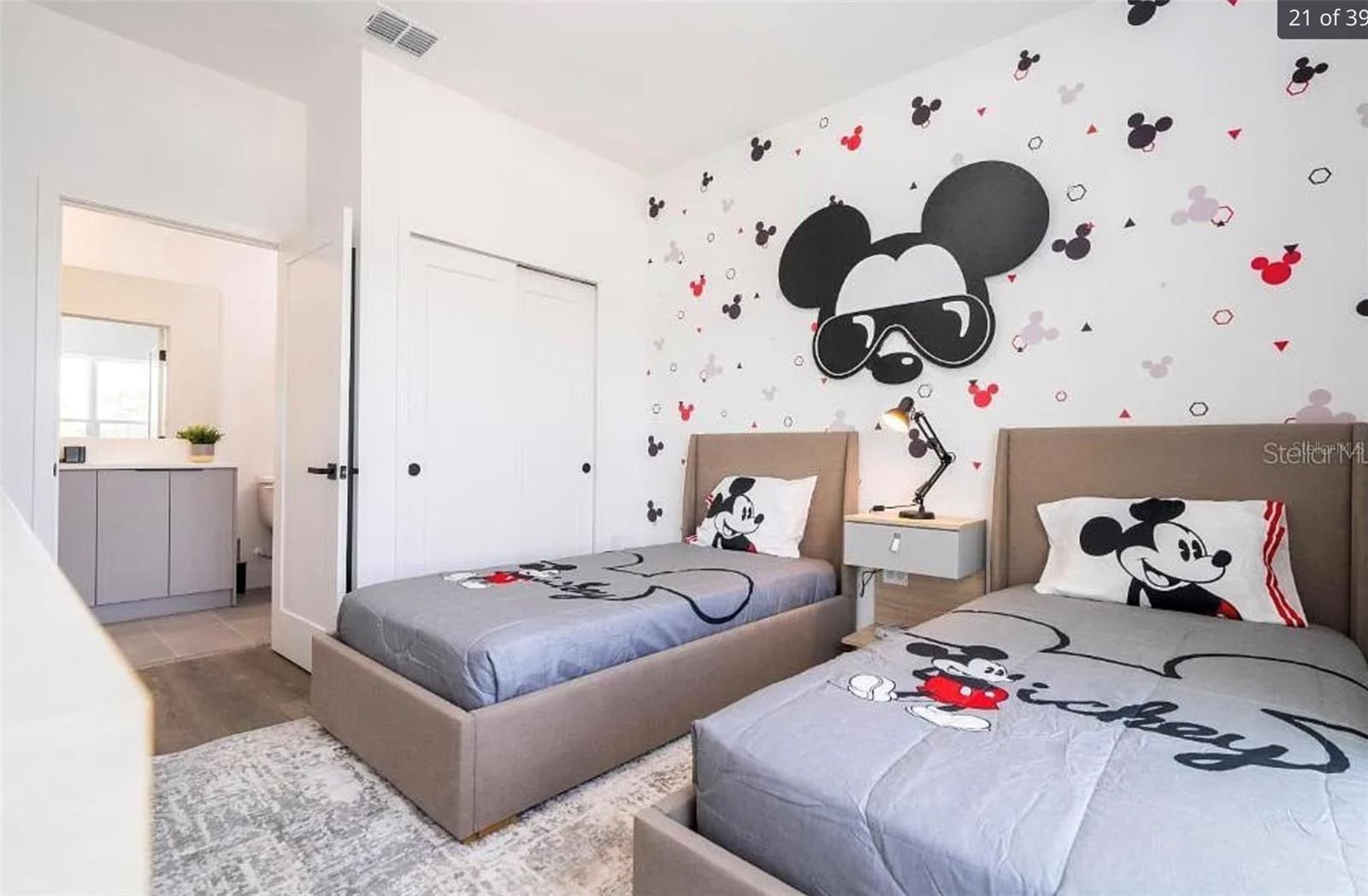 Image 13 of 21 For 9120 Boracay Court