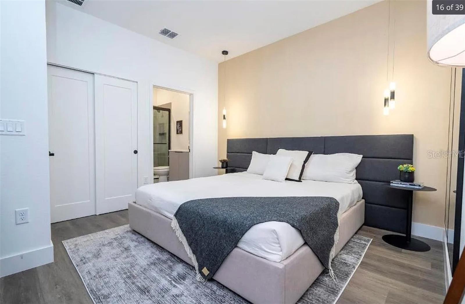 Image 18 of 21 For 9120 Boracay Court