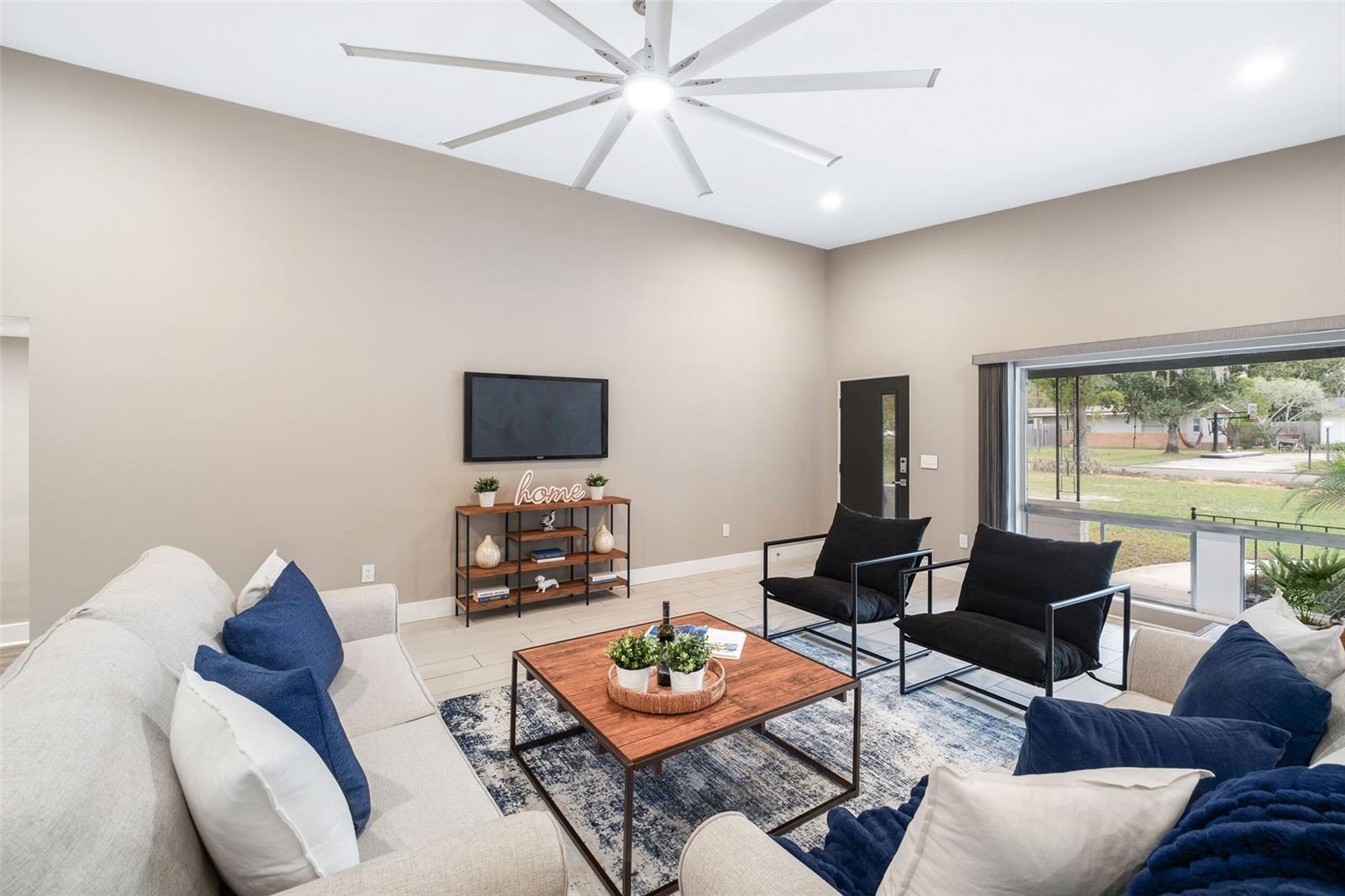 Image 22 of 29 For 1213 Lindenwood Lane