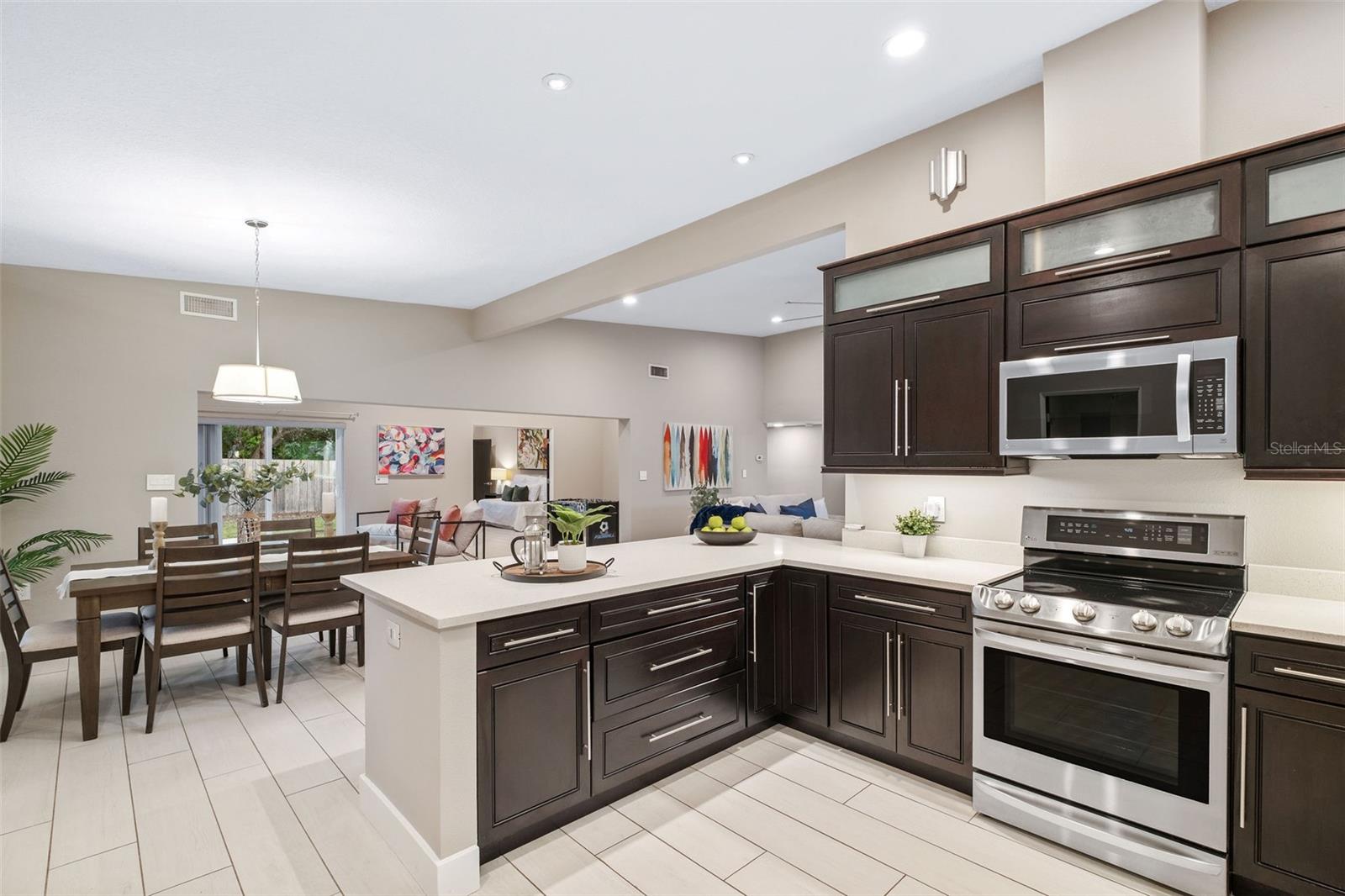 Image 5 of 29 For 1213 Lindenwood Lane