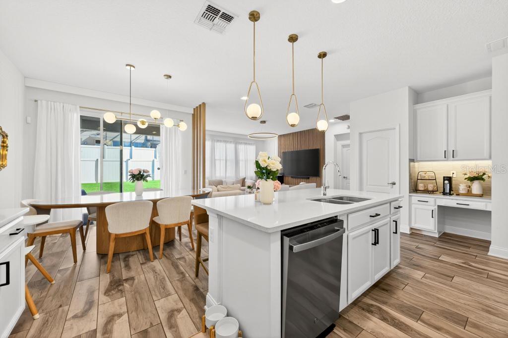 Image 10 of 84 For 1808 Western Trailway Drive