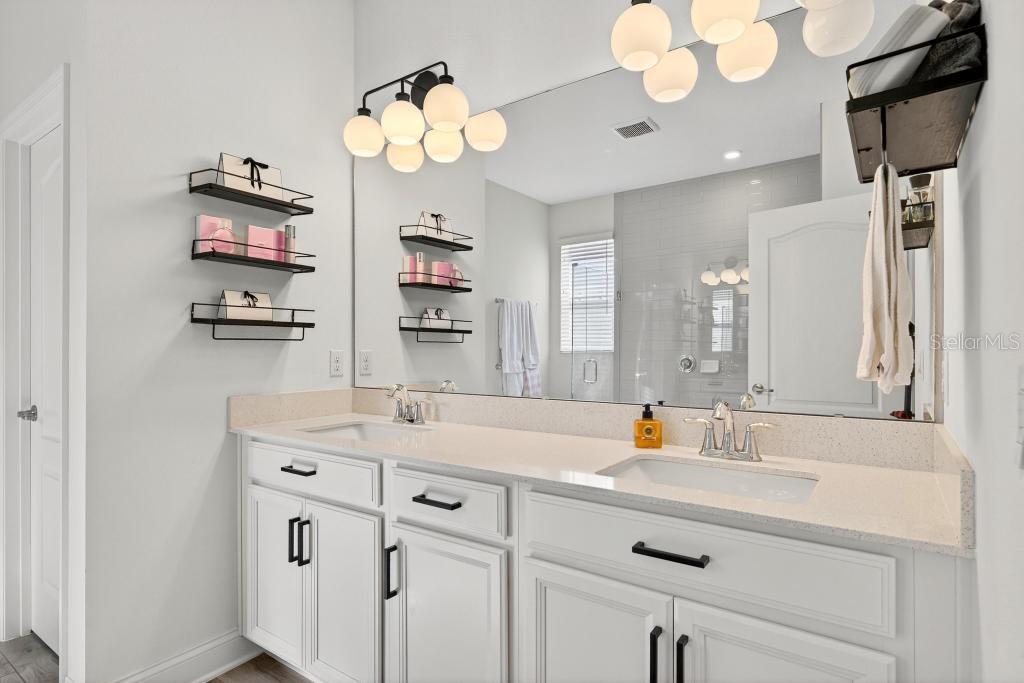 Image 33 of 84 For 1808 Western Trailway Drive