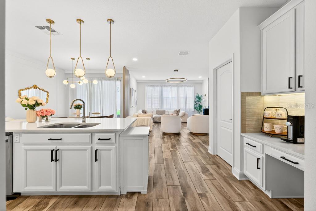 Image 4 of 84 For 1808 Western Trailway Drive