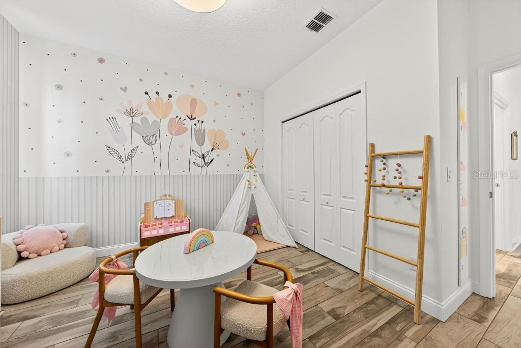 Image 44 of 84 For 1808 Western Trailway Drive