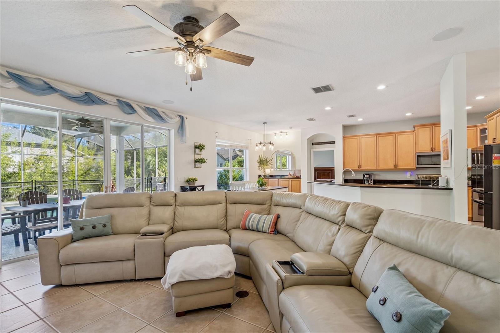 Image 10 of 57 For 1471 Wescott Loop