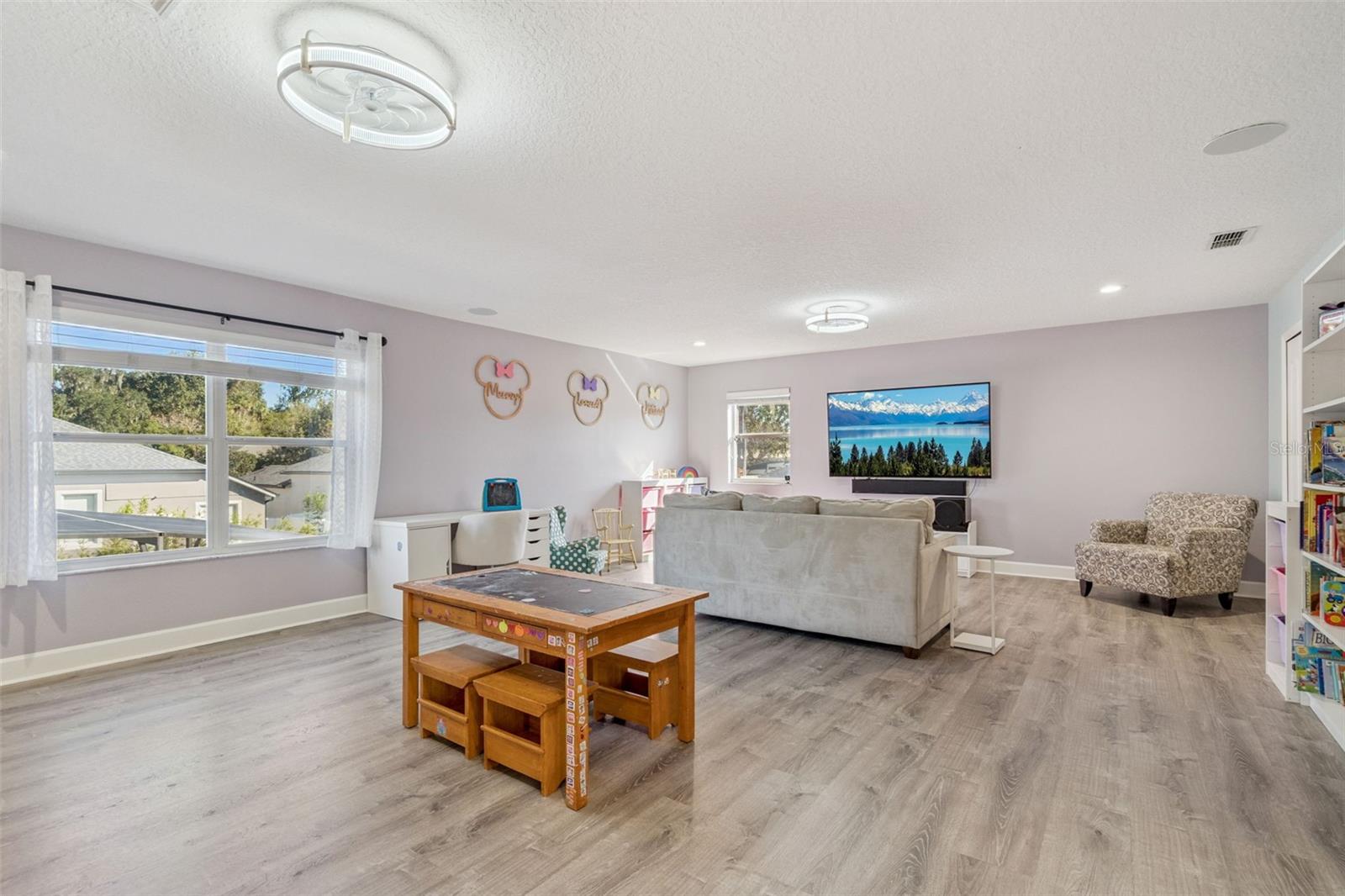 Image 24 of 57 For 1471 Wescott Loop