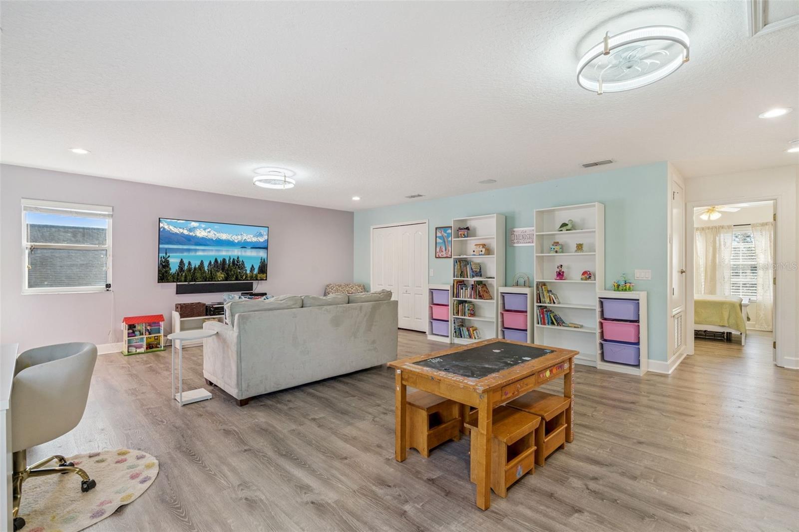 Image 26 of 57 For 1471 Wescott Loop