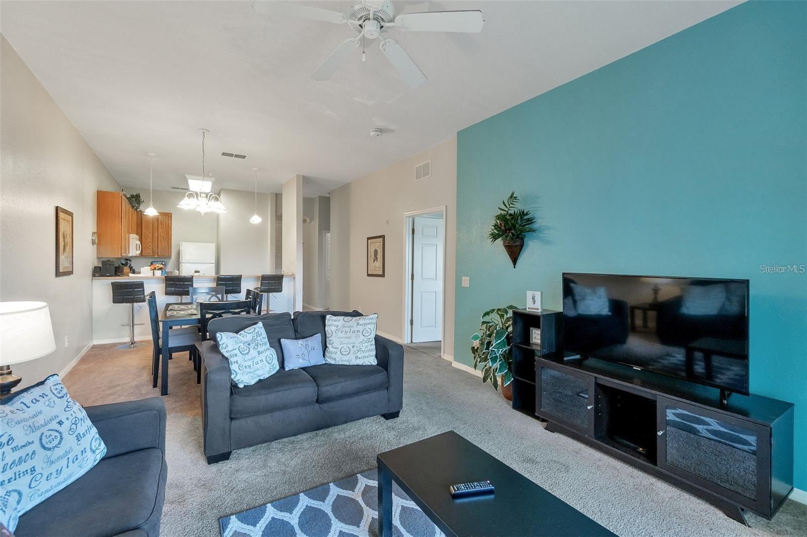 Image 3 of 16 For 705 Gran Bahama Blvd  705