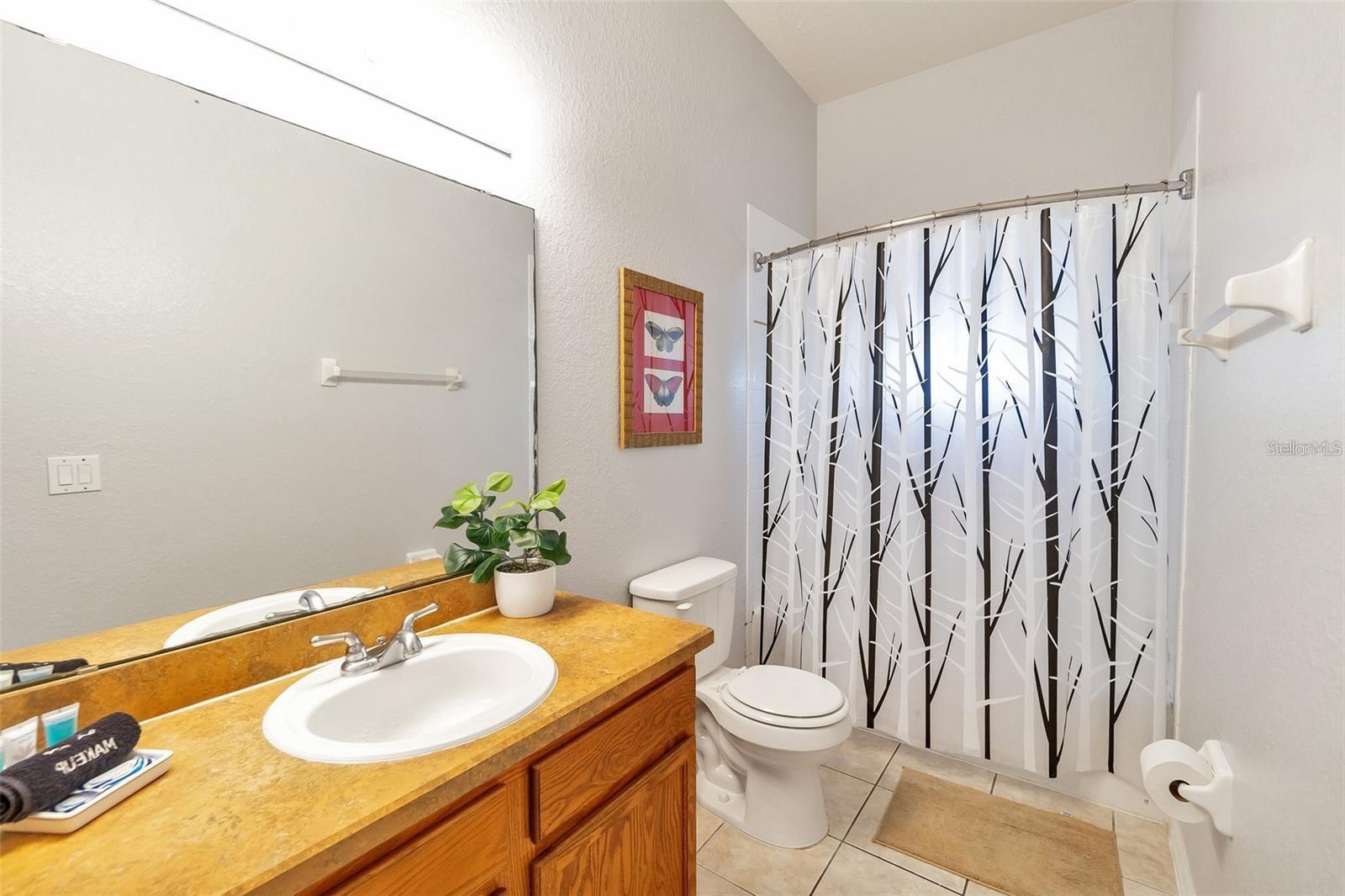 Image 6 of 16 For 705 Gran Bahama Blvd  705