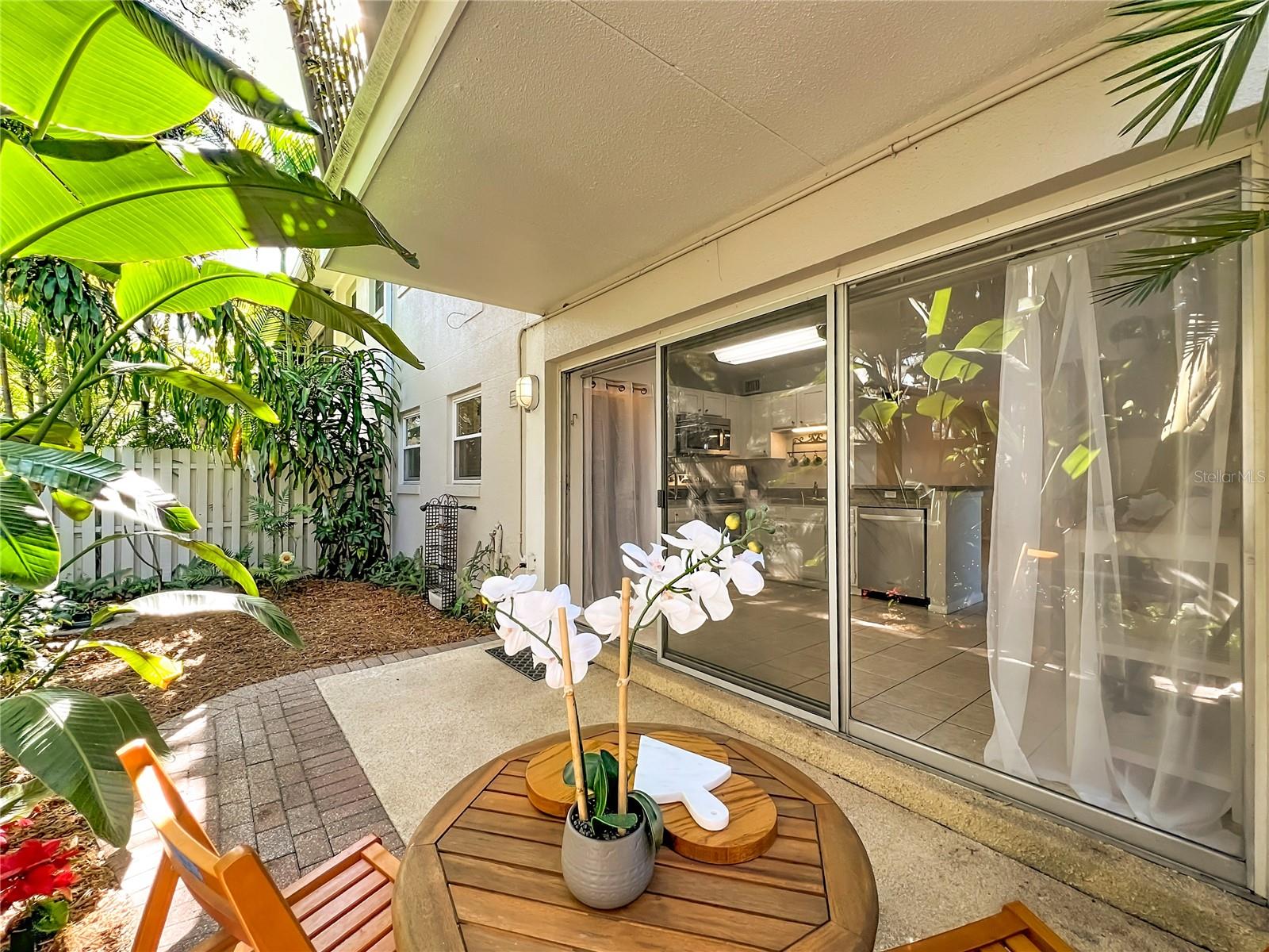 Image 24 of 50 For 1100 Delaney Avenue E15