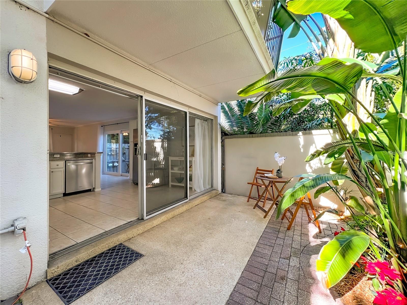 Image 25 of 50 For 1100 Delaney Avenue E15