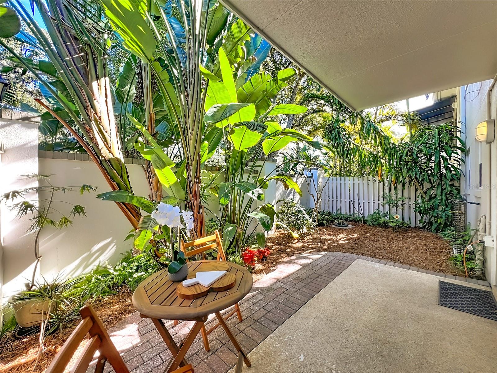 Image 28 of 50 For 1100 Delaney Avenue E15