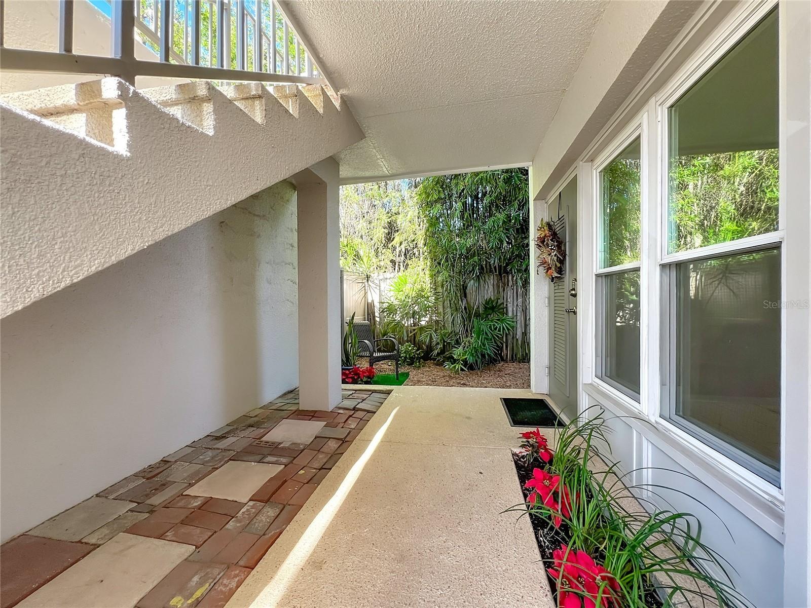 Image 3 of 50 For 1100 Delaney Avenue E15